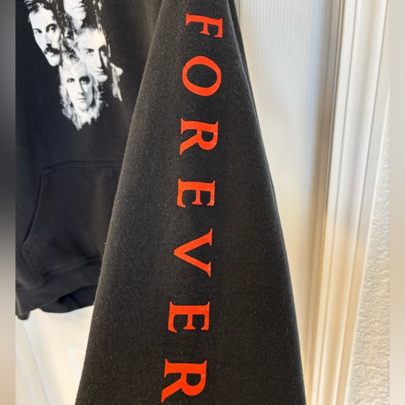 Men’s Size XL Queen Forever Hooded Sweatshirt - Picture 3 of 5